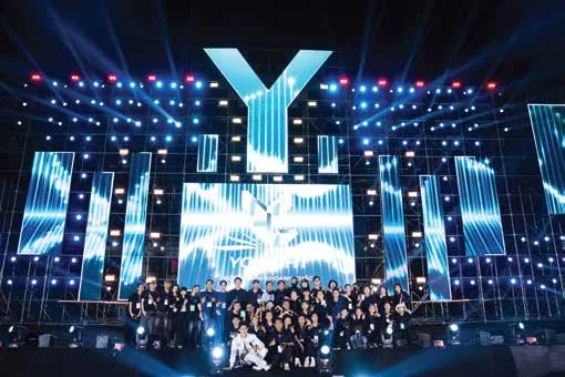 Sân khấu YO LIGHT 2025